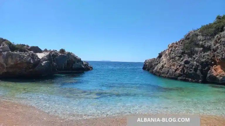 Пляж Aquarium в Албании