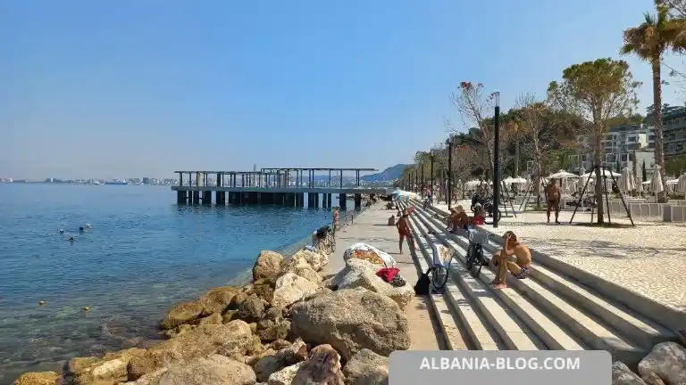 Пляж Холодная Вода во Влере